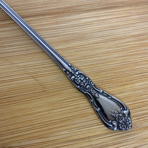 Oneida Distinction Deluxe Kennett Square Lot of 7 Cocktail Forks Stainless Steel - Picture 3 of 4